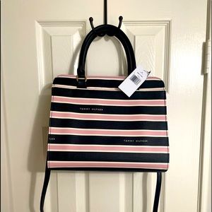 Tommy Hilfiger striped purse